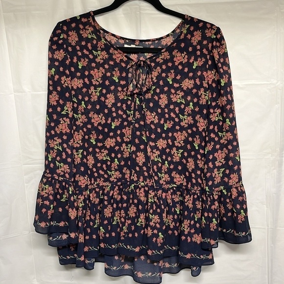 Max Studio Floral Top - Picture 1 of 7